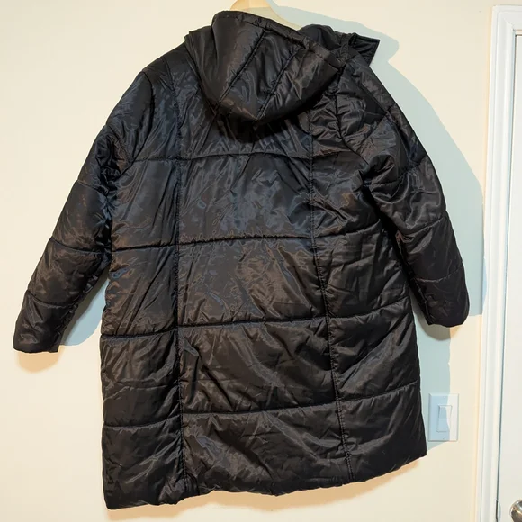 Torrid Nylon Zip Front Puffer Jacket Size 2X - Picture 13 of 14